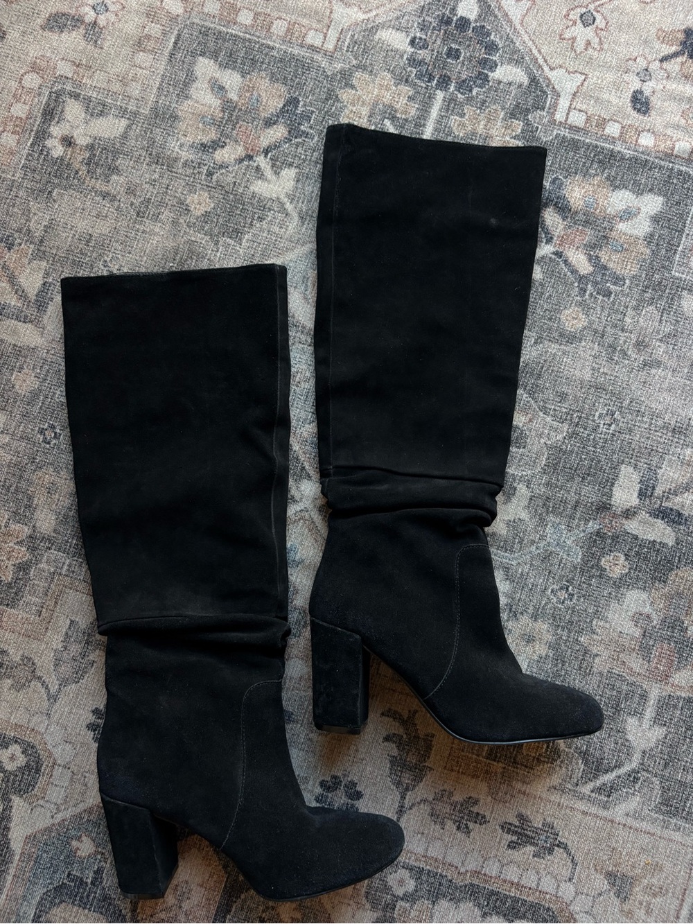 Steve Madden Sagan Tall Black suede boots size 9